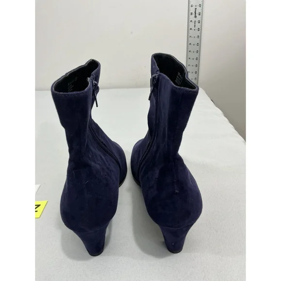 Womans Aerosoles Red Light Size 10 W Purple Zip Kitten Heel Ankle Boots NWOT - Picture 5 of 10